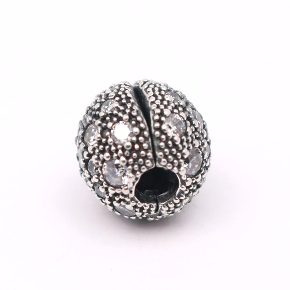 PANDORA Cosmic Stars Clip with Clear Zirconia - 791286CZ - Picture 8 of 9